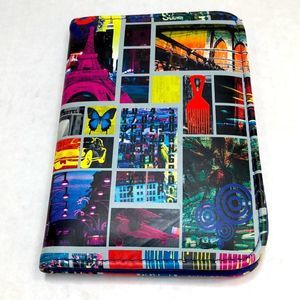 ✨NEW✨ with 🏷tags!✨ Icing brand Collage wallet